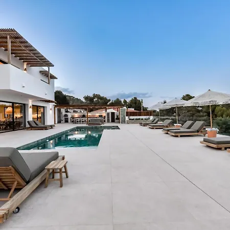 Villa Lujo - By Almarina